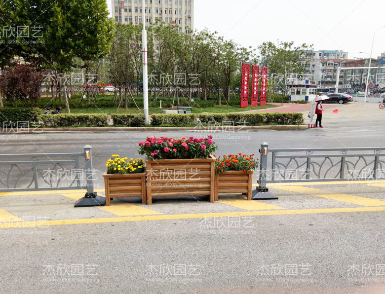 如何查看道路花箱廠家真假？